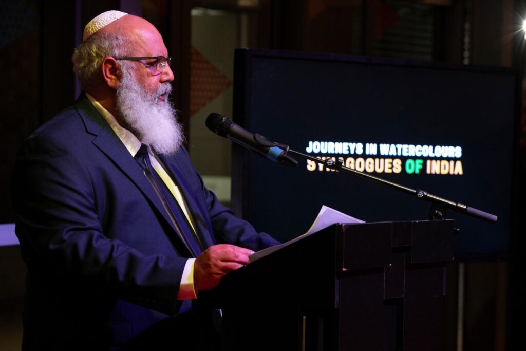 Above: IJAANZ Chairperson Yoel Samson speaks at IJAANZ’s inaugural ‘Journeys in Watercolours – Synagogues of India’ Exhibition on June 1, 2022.